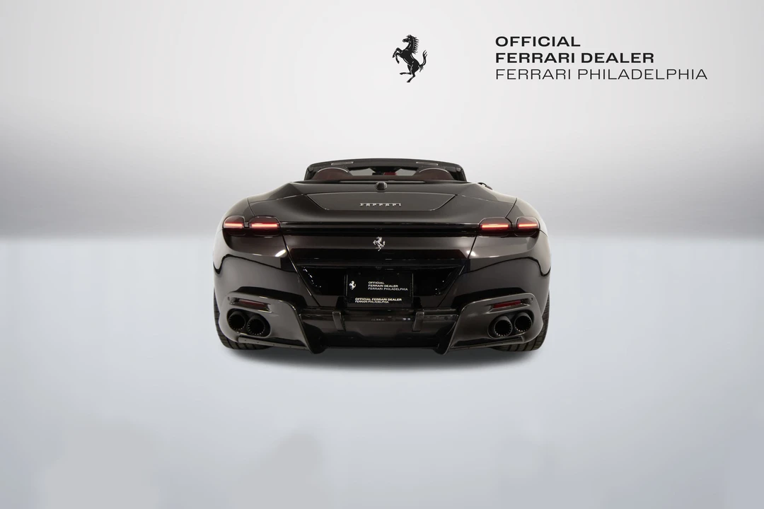 2024 Ferrari Roma Spider - Image 7 of 31