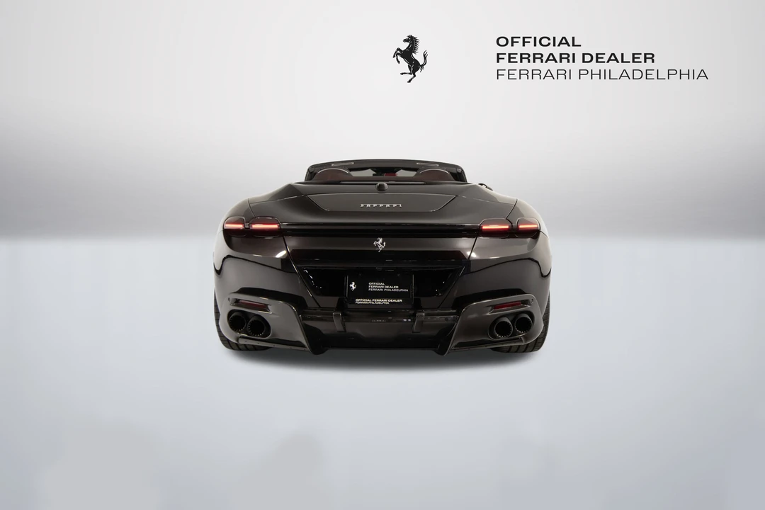2024 Ferrari Roma Spider - Image 27 of 31