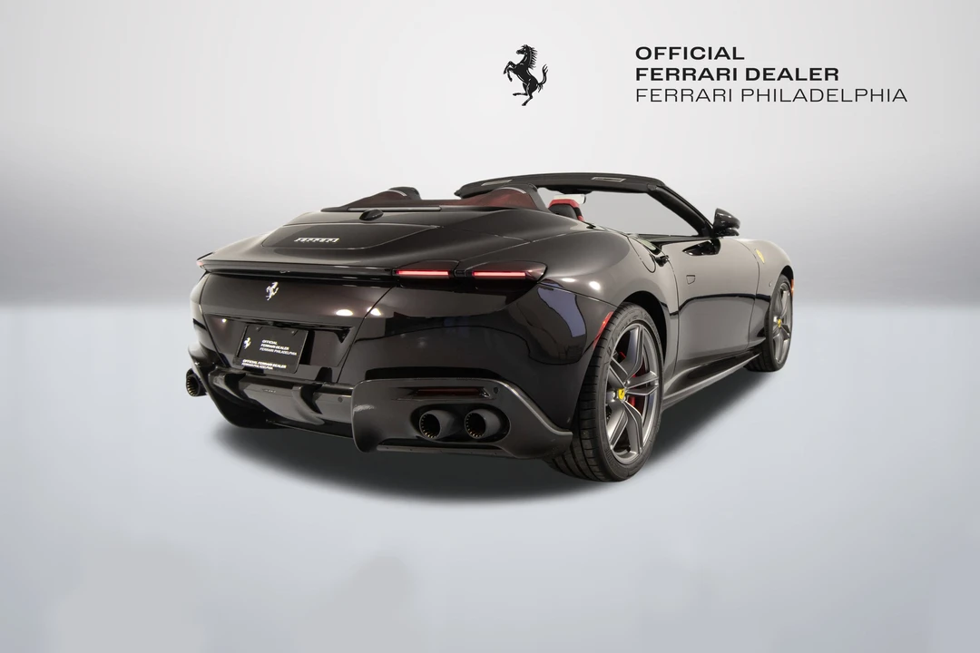 2024 Ferrari Roma Spider - Image 28 of 31