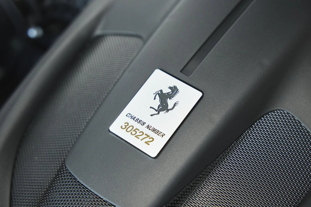 2024 Ferrari Roma Spider - Image 11 of 31