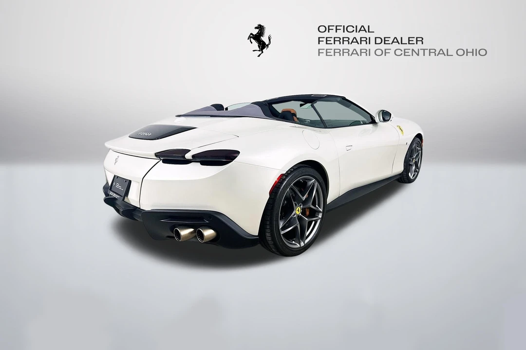 2024 Ferrari Roma Spider - Image 5 of 31
