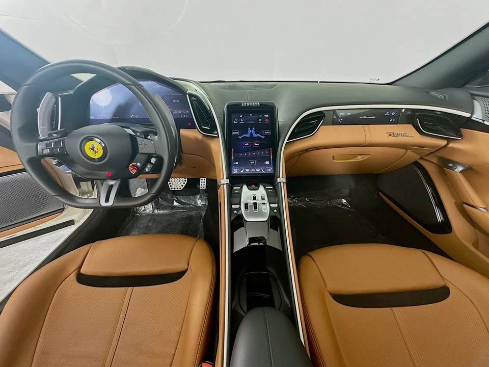 2024 Ferrari Roma Spider - Image 15 of 31