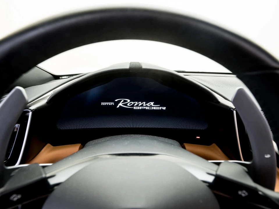 2024 Ferrari Roma Spider - Image 11 of 31