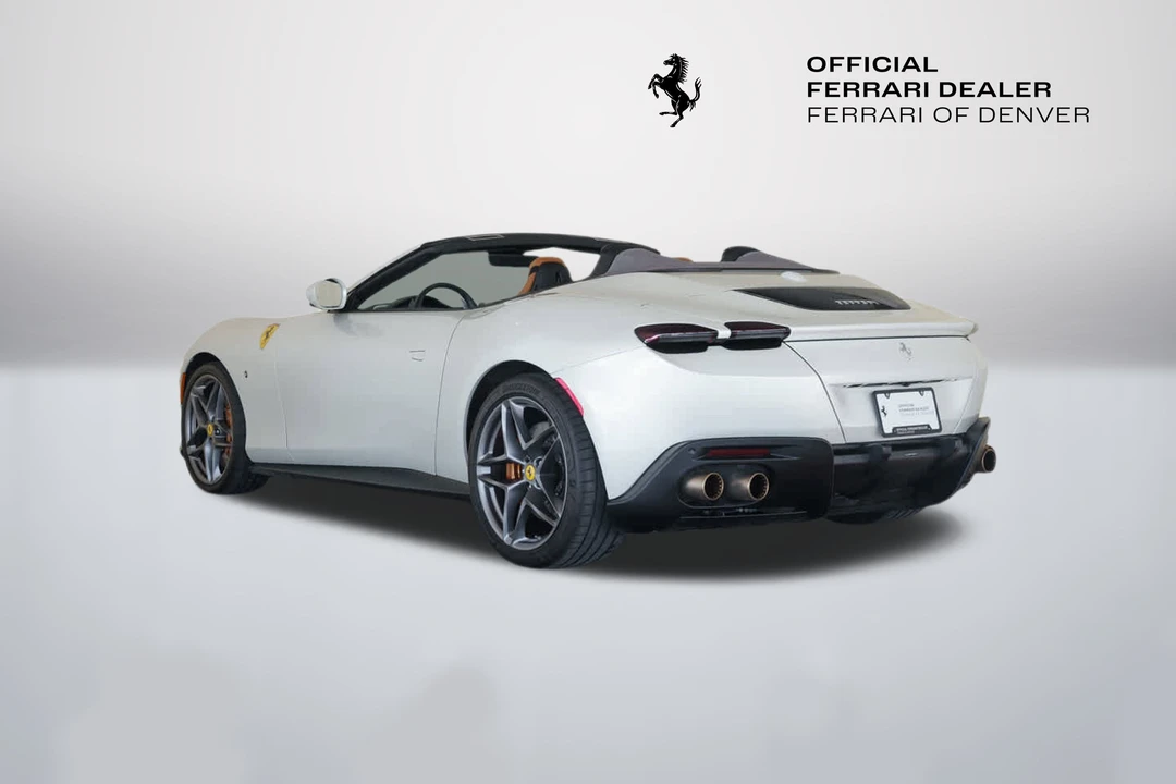 2024 Ferrari Roma Spider - Image 3 of 31