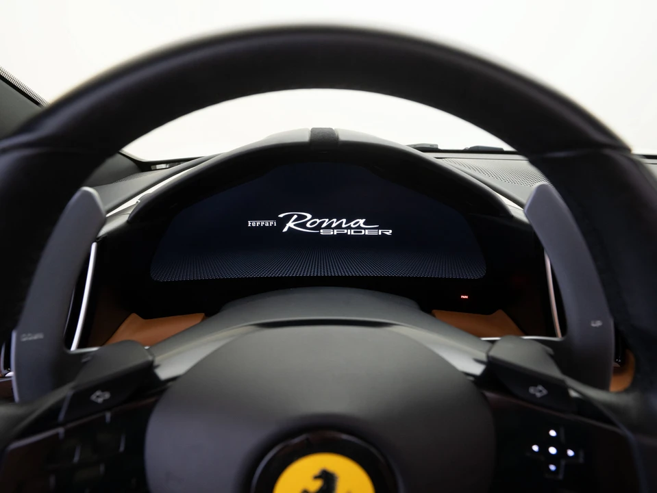 2024 Ferrari Roma Spider - Image 11 of 29