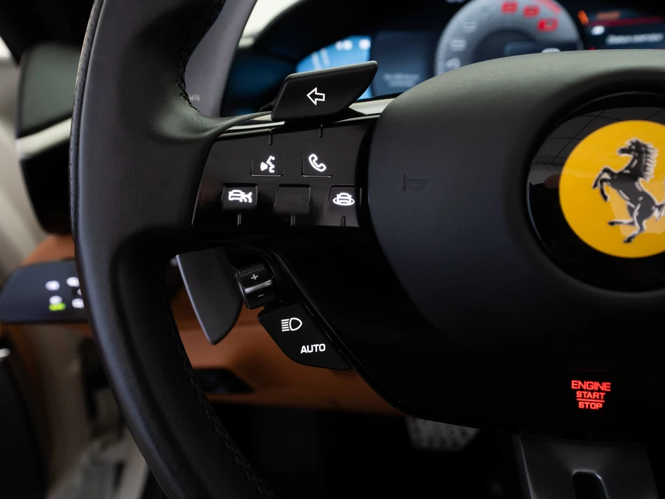 2024 Ferrari Roma Spider - Image 18 of 29