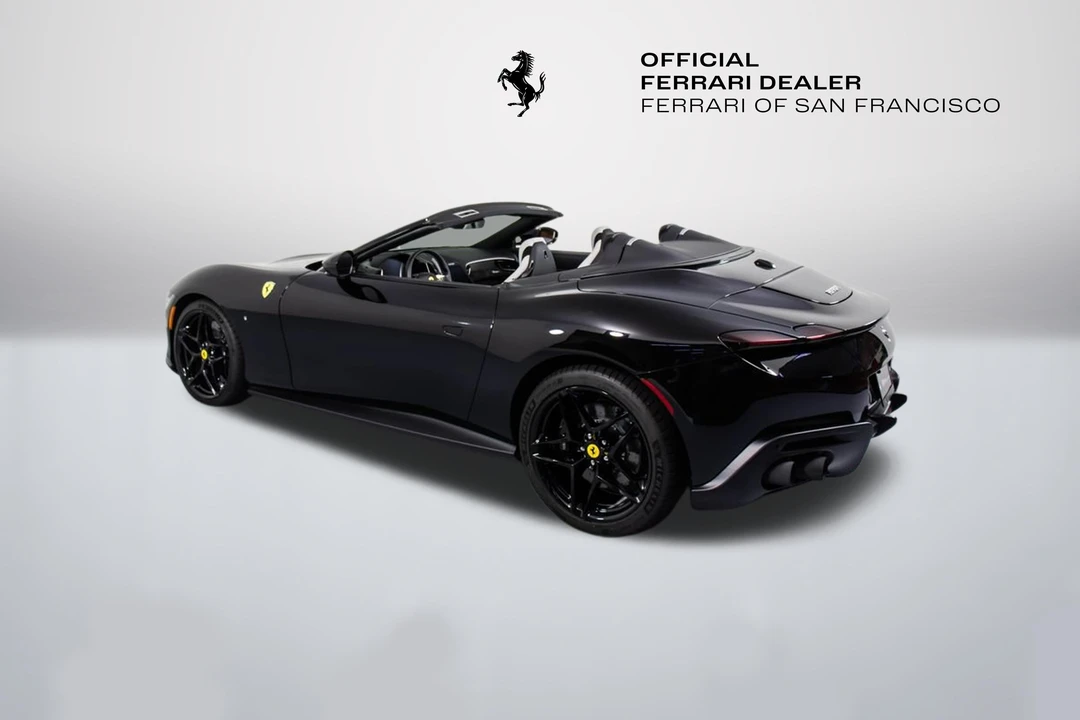 2024 Ferrari Roma Spider - Image 8 of 31