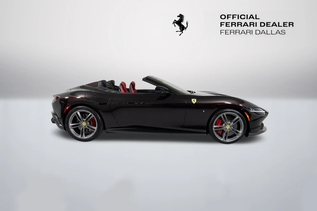 2024 Ferrari Roma Spider - Image 30 of 31