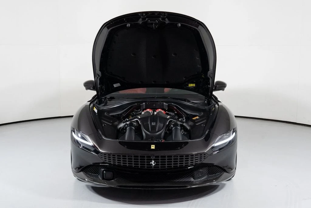 2024 Ferrari Roma Spider - Image 9 of 31