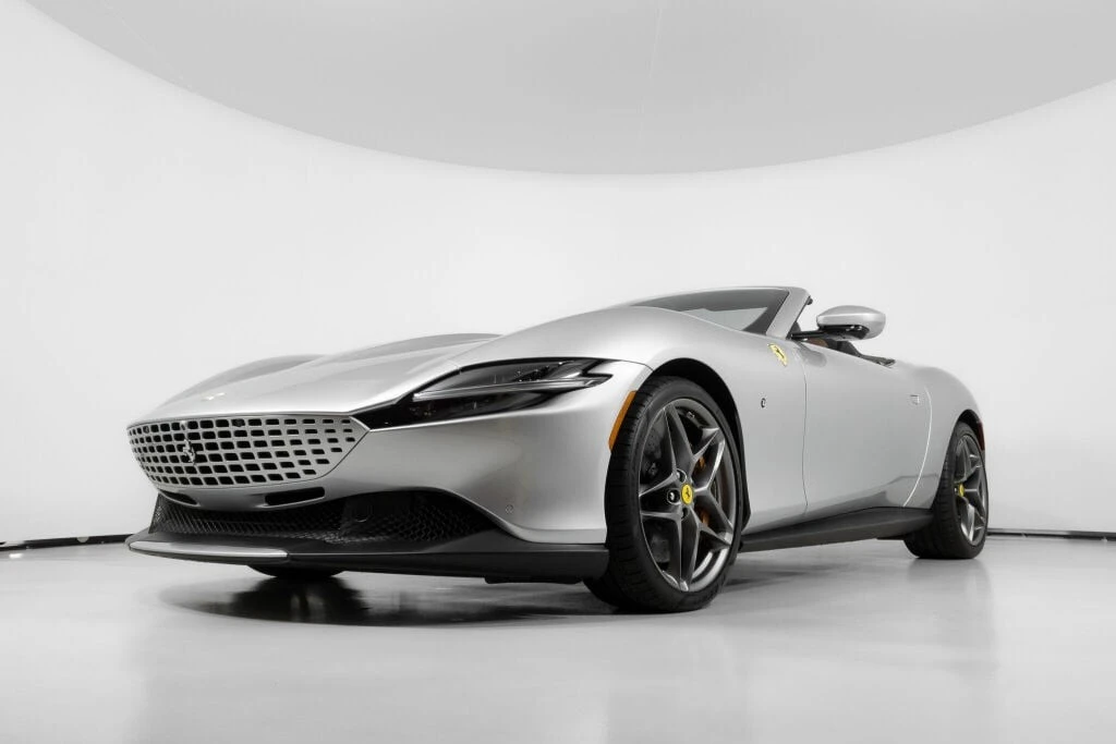 2024 Ferrari Roma Spider - Image 15 of 21