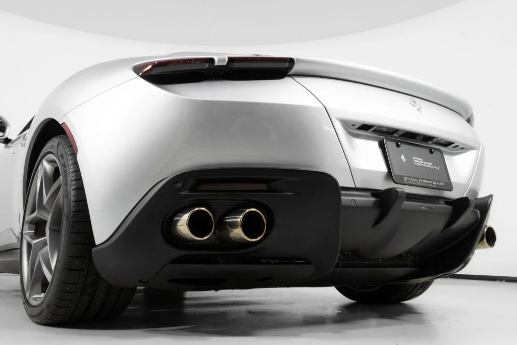 2024 Ferrari Roma Spider - Image 19 of 21