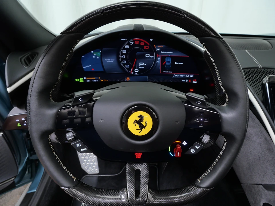 2024 Ferrari Roma Spider - Image 29 of 31