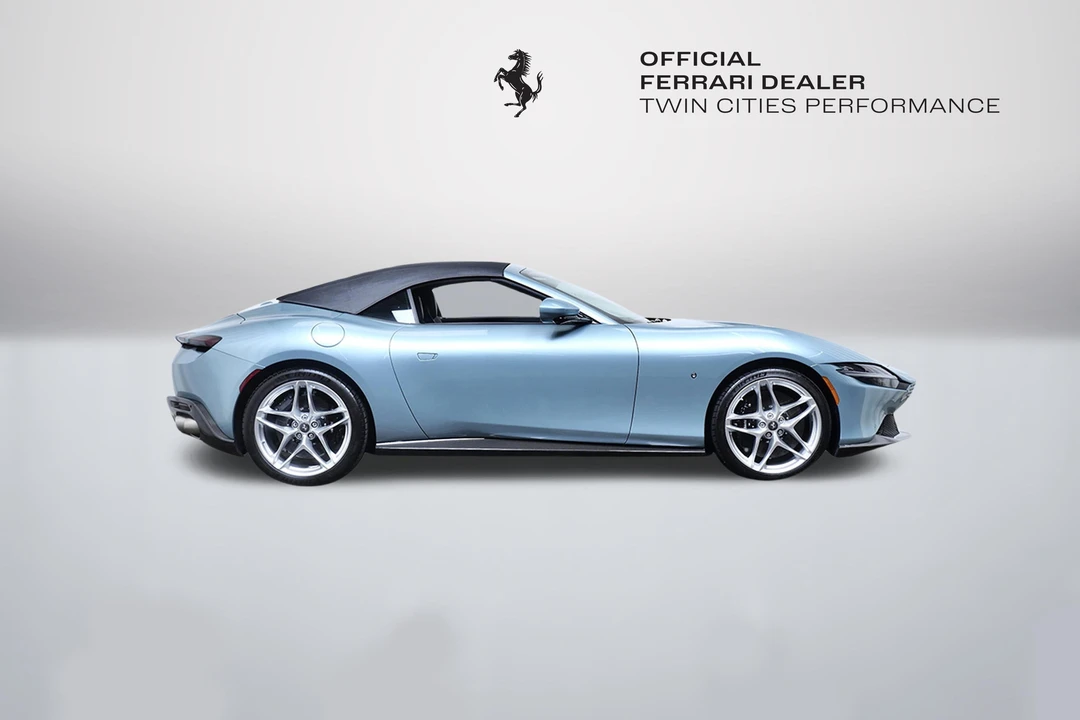 2024 Ferrari Roma Spider - Image 7 of 31