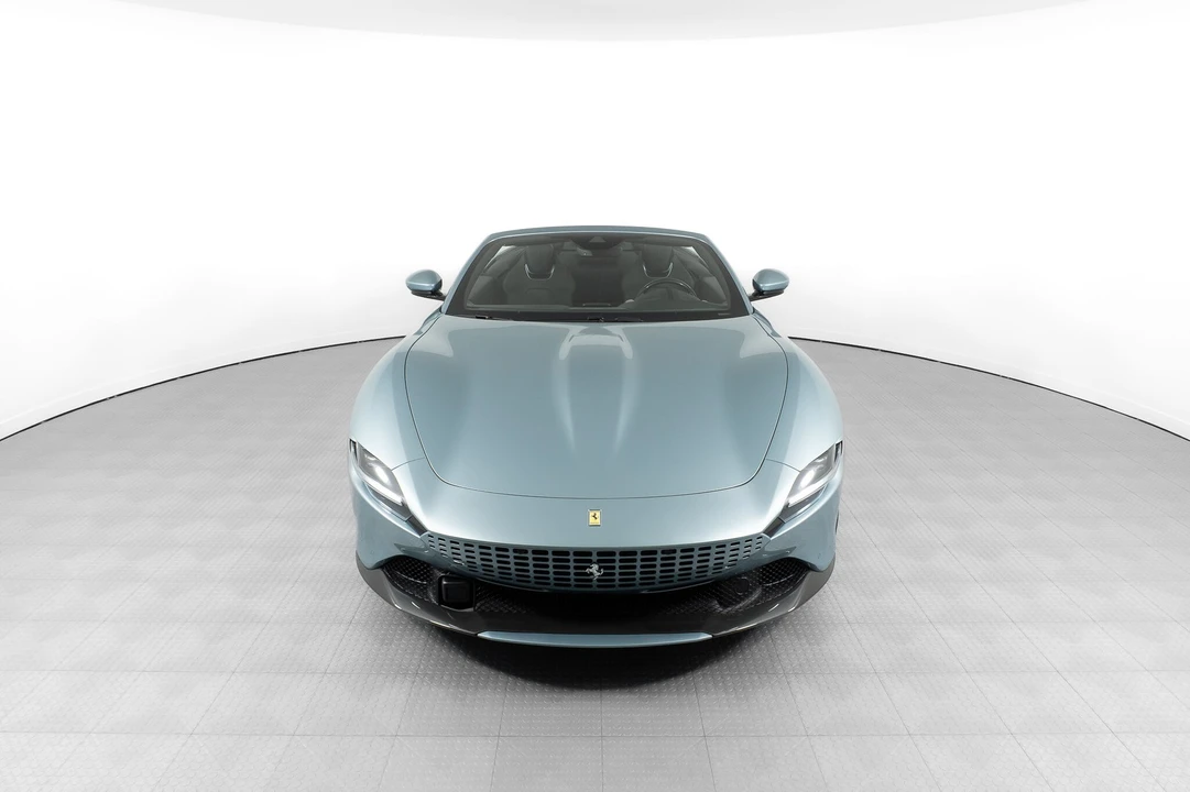 2024 Ferrari Roma Spider - Image 22 of 31