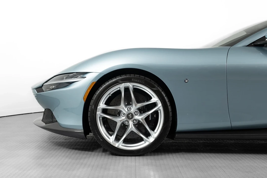 2024 Ferrari Roma Spider - Image 15 of 21