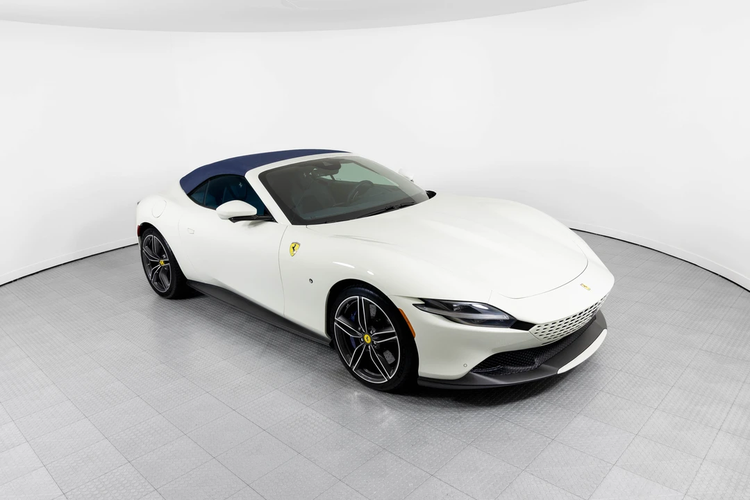 2024 Ferrari Roma Spider - Image 8 of 31
