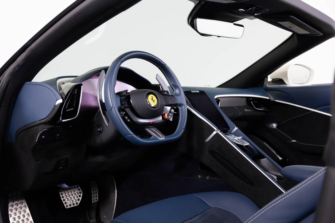 2024 Ferrari Roma Spider - Image 4 of 31