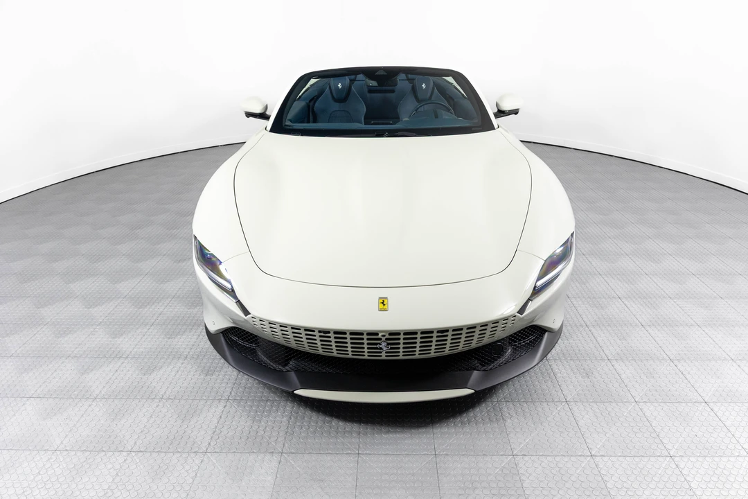 2024 Ferrari Roma Spider - Image 19 of 31