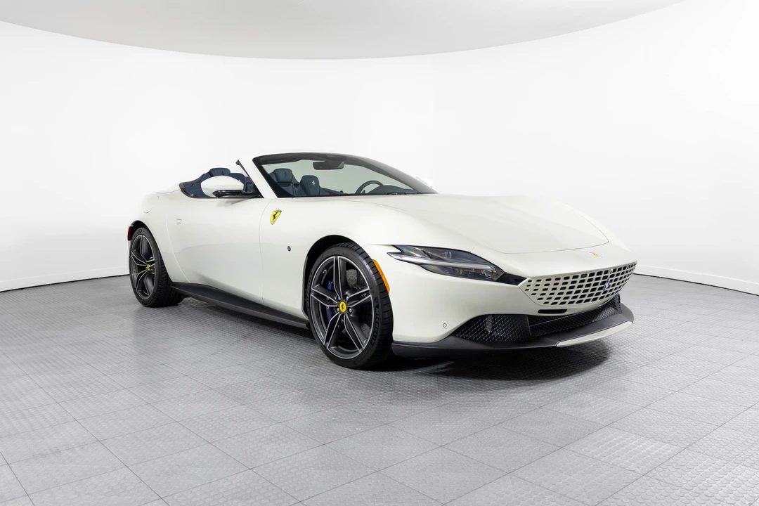 2024 Ferrari Roma Spider - Image 21 of 31