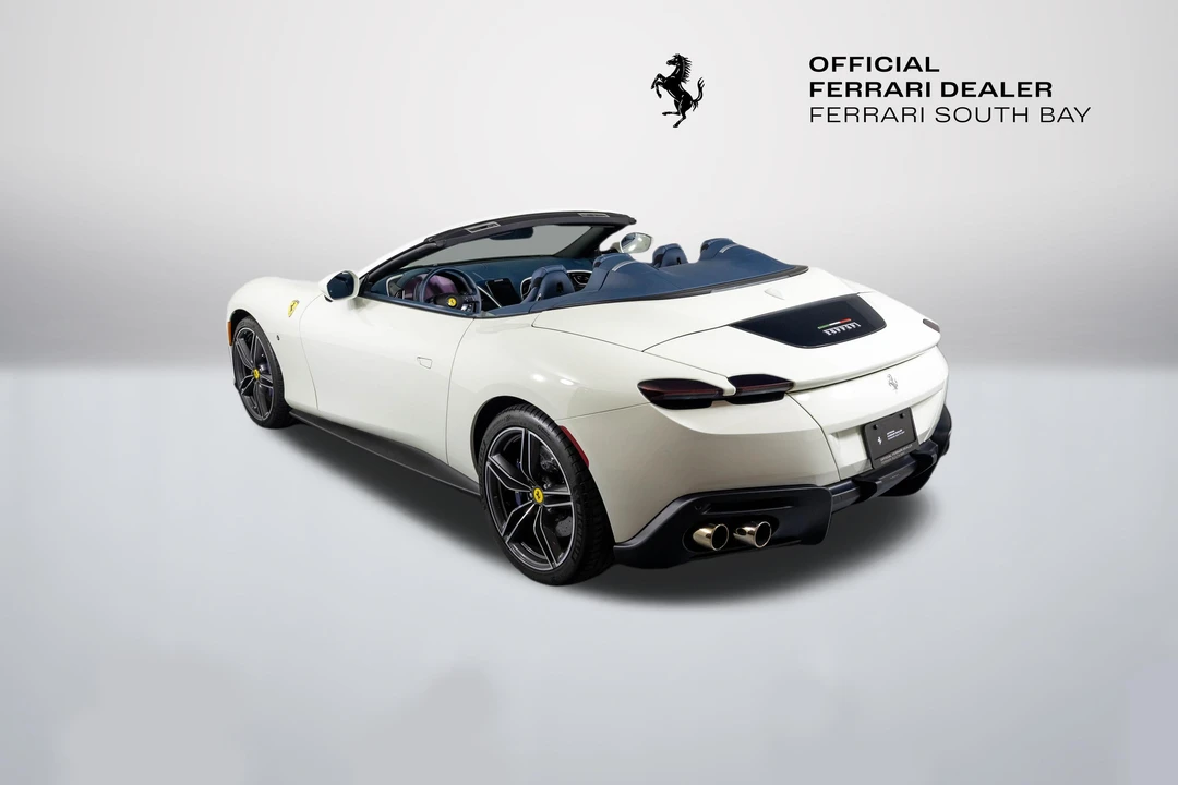 2024 Ferrari Roma Spider - Image 13 of 31