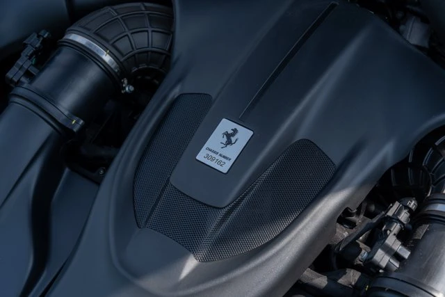 2024 Ferrari Roma Spider - Image 23 of 31