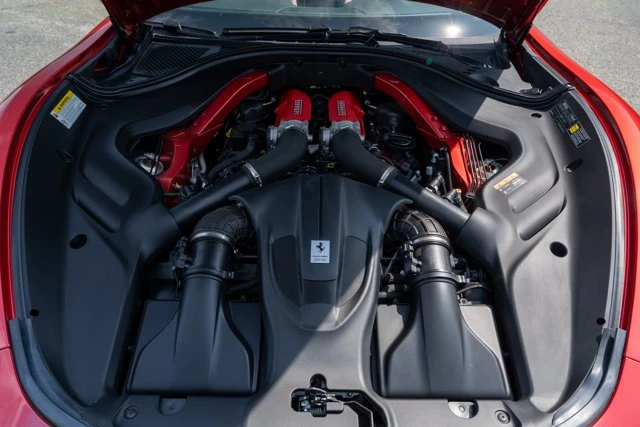 2024 Ferrari Roma Spider - Image 22 of 31