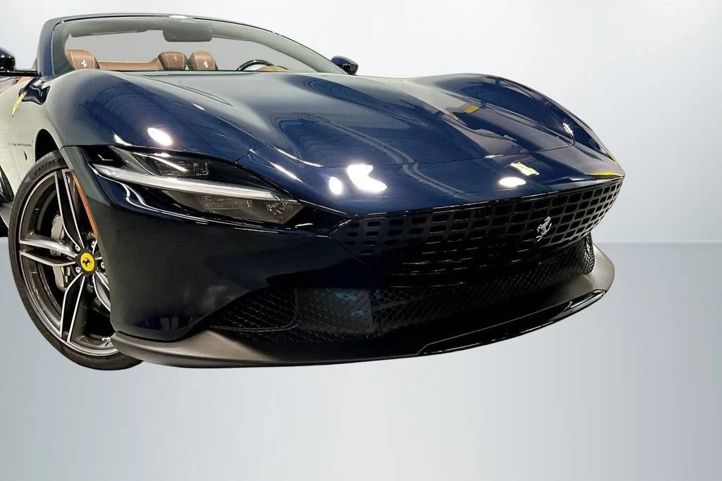 2024 Ferrari Roma Spider - Image 29 of 31