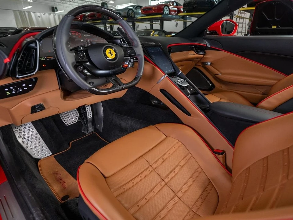 2024 Ferrari Roma Spider - Image 23 of 31