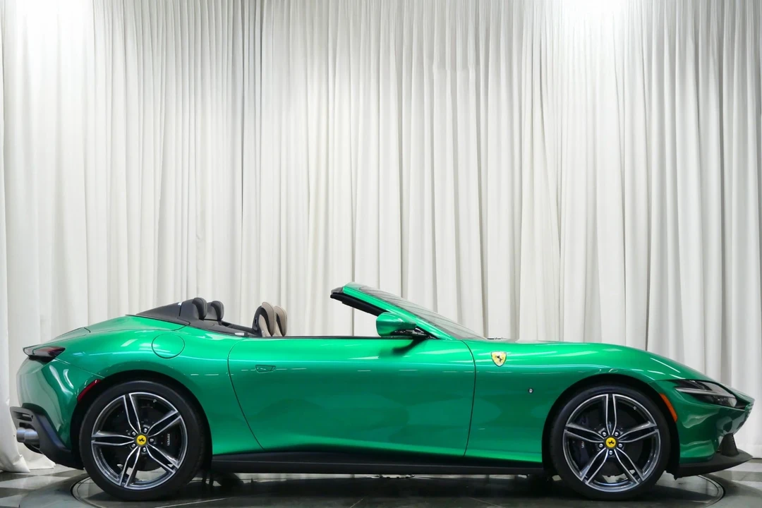 2024 Ferrari Roma Spider - Image 2 of 21