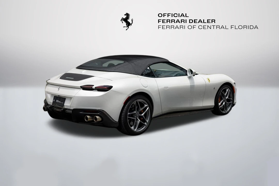 2024 Ferrari Roma Spider - Image 5 of 31