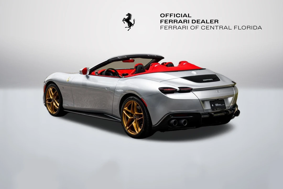 2024 Ferrari Roma Spider - Image 3 of 31