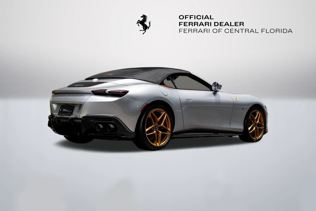 2024 Ferrari Roma Spider - Image 15 of 31