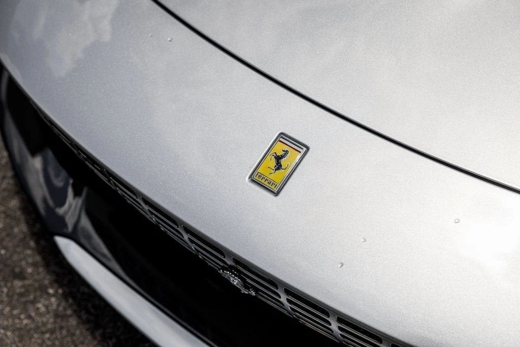 2024 Ferrari Roma Spider - Image 9 of 31