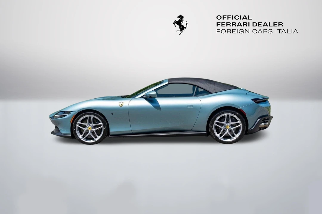 2024 Ferrari Roma Spider - Image 4 of 31