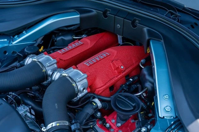 2024 Ferrari Roma Spider - Image 25 of 31