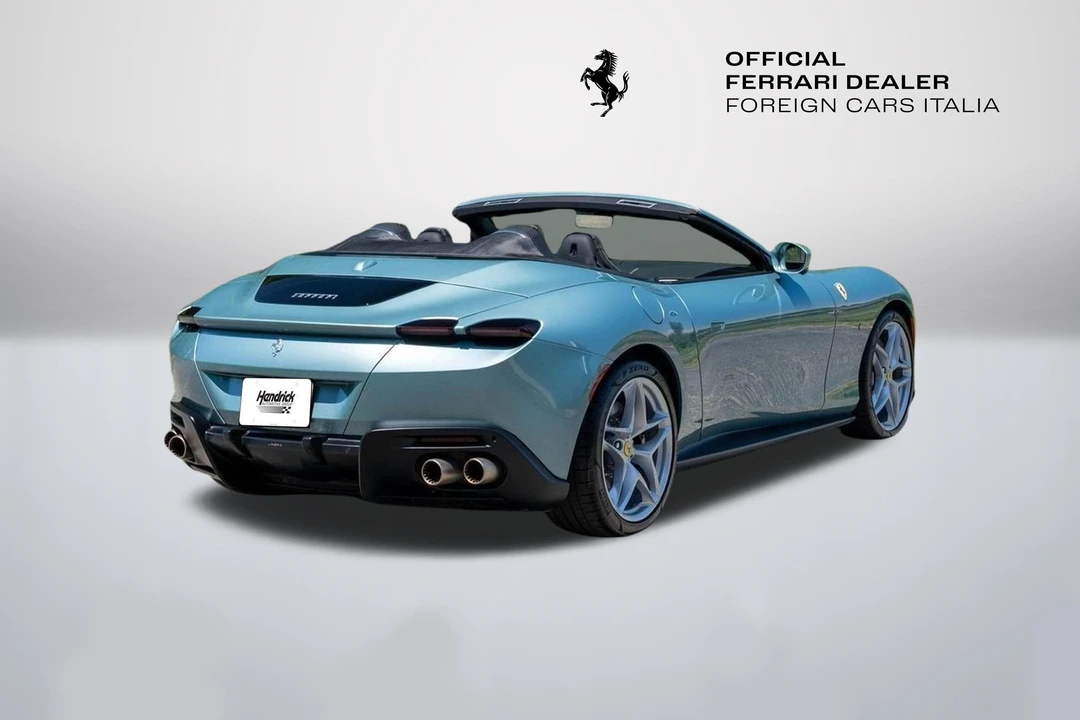 2024 Ferrari Roma Spider - Image 9 of 31