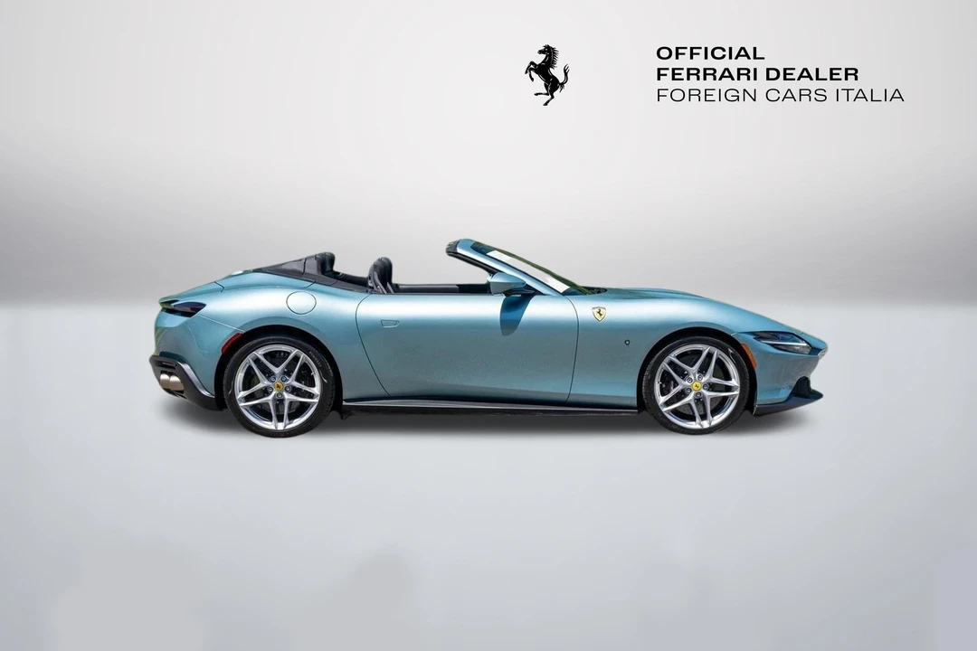2024 Ferrari Roma Spider - Image 8 of 31