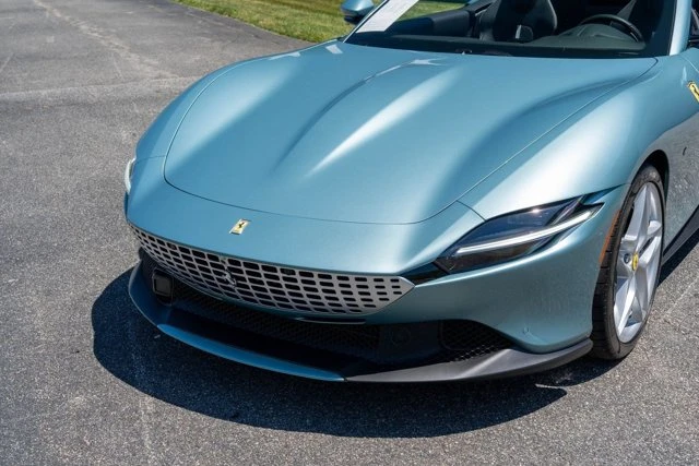 2024 Ferrari Roma Spider - Image 27 of 31