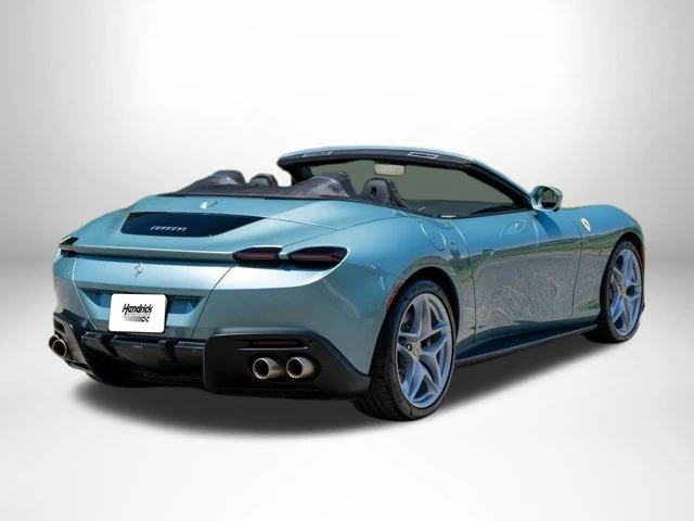 2024 Ferrari Roma Spider - Image 9 of 31