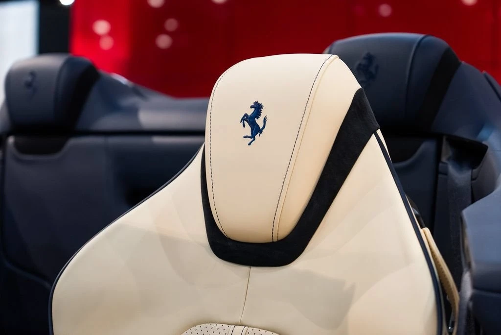 2024 Ferrari Roma Spider - Image 6 of 31