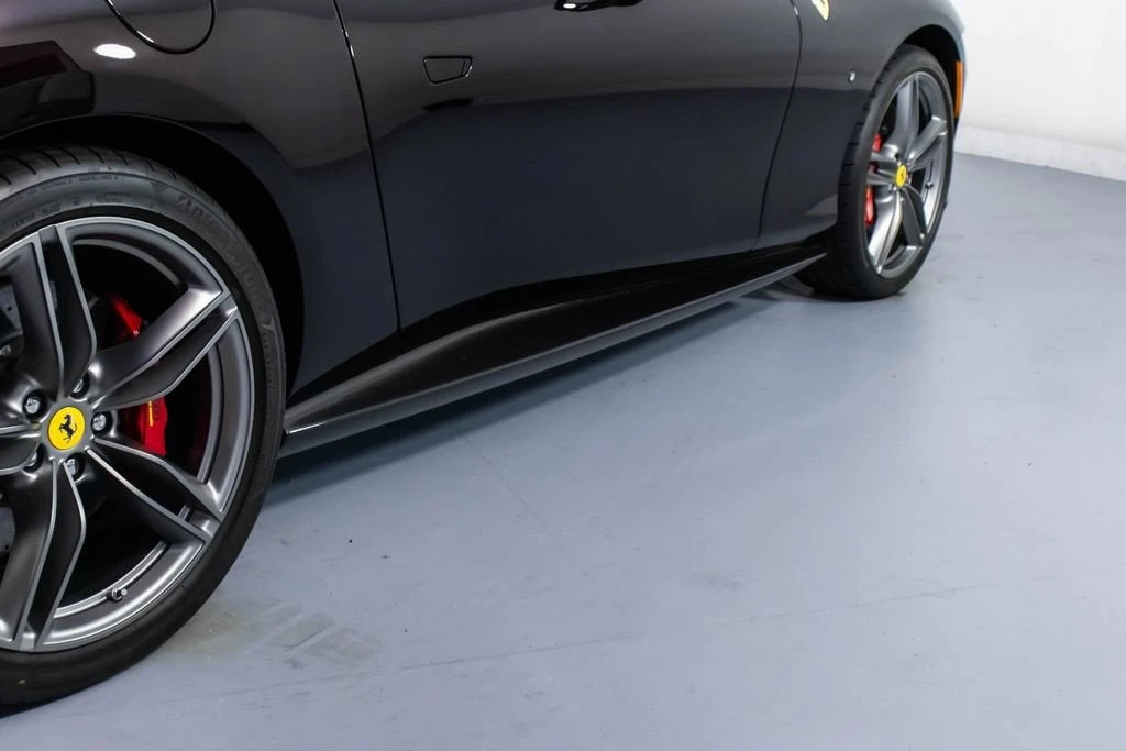 2024 Ferrari Roma Spider - Image 19 of 31