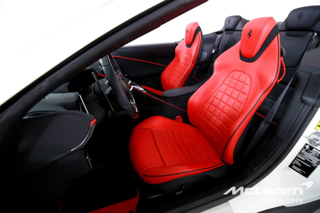 2024 Ferrari Roma Spider - Image 12 of 31