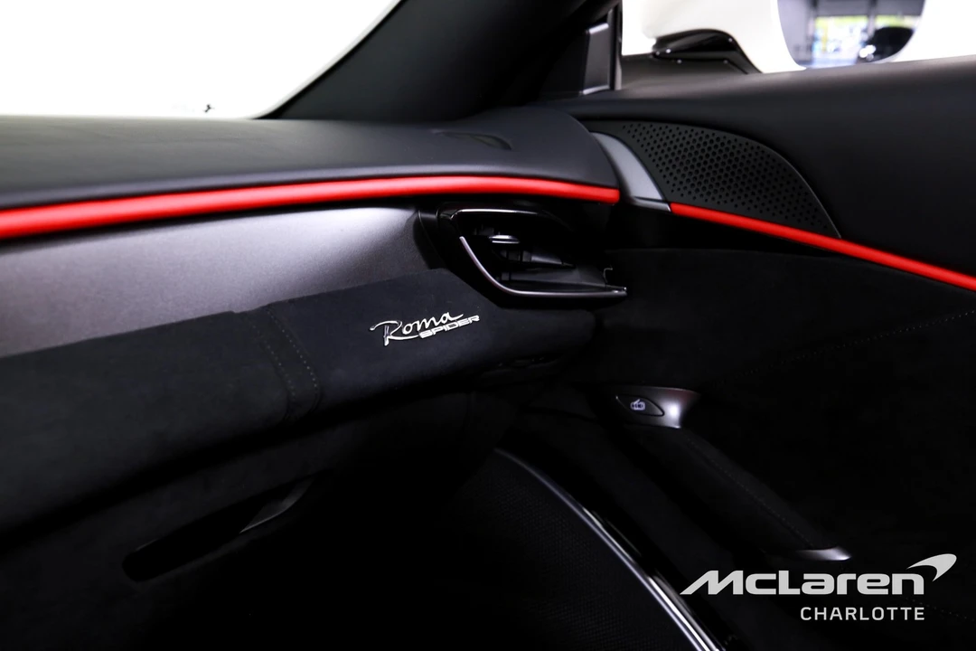 2024 Ferrari Roma Spider - Image 23 of 31