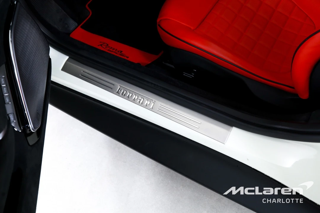 2024 Ferrari Roma Spider - Image 18 of 21
