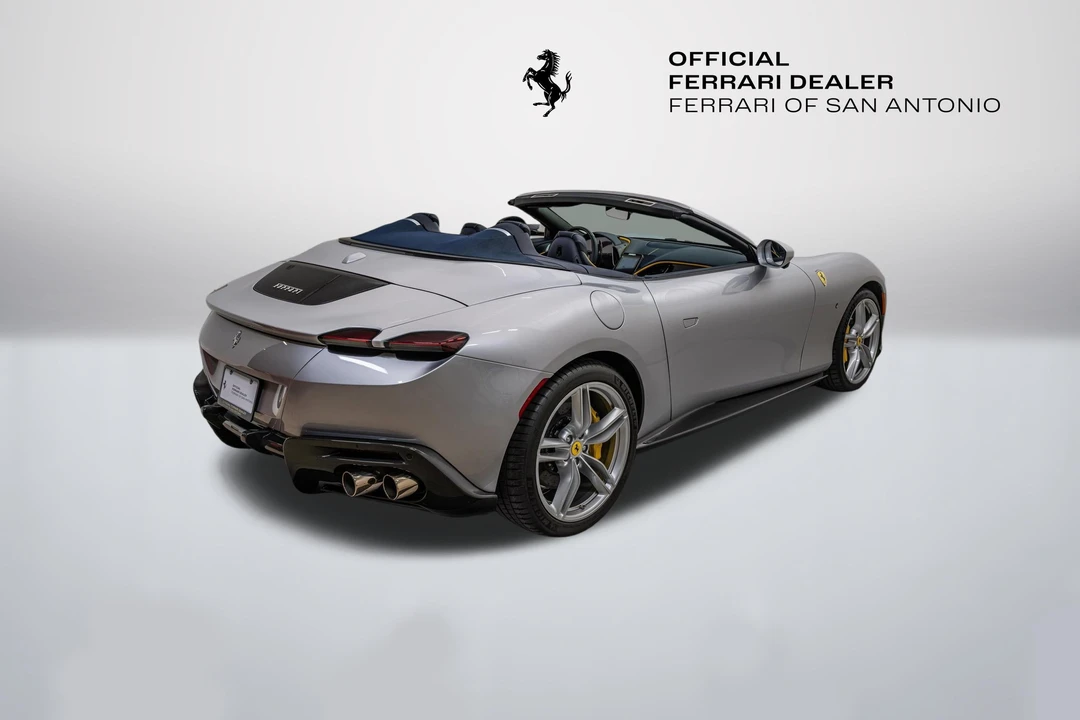 2024 Ferrari Roma Spider - Image 9 of 31