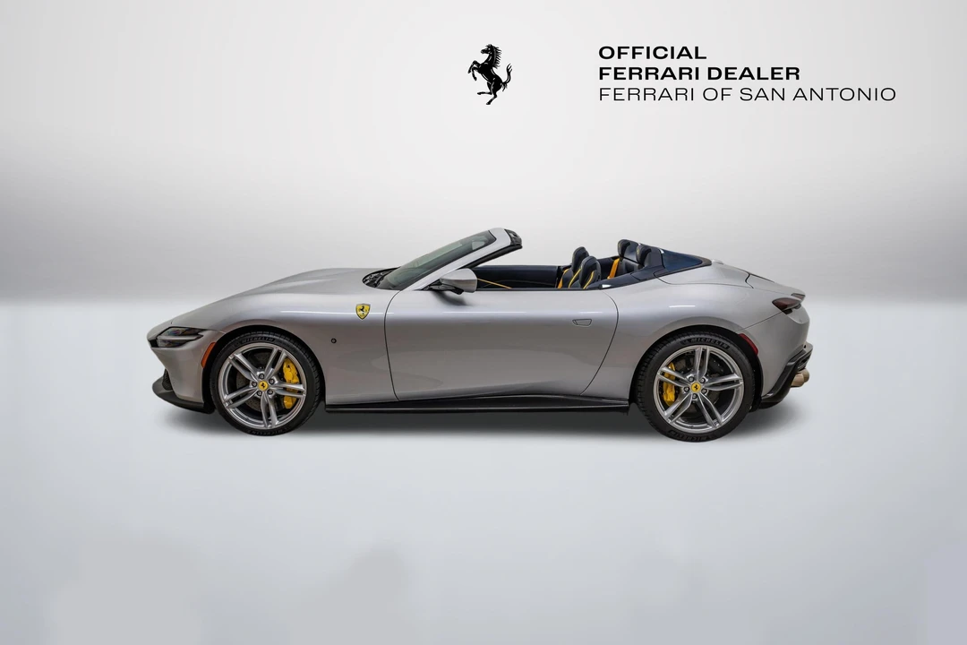 2024 Ferrari Roma Spider - Image 3 of 31