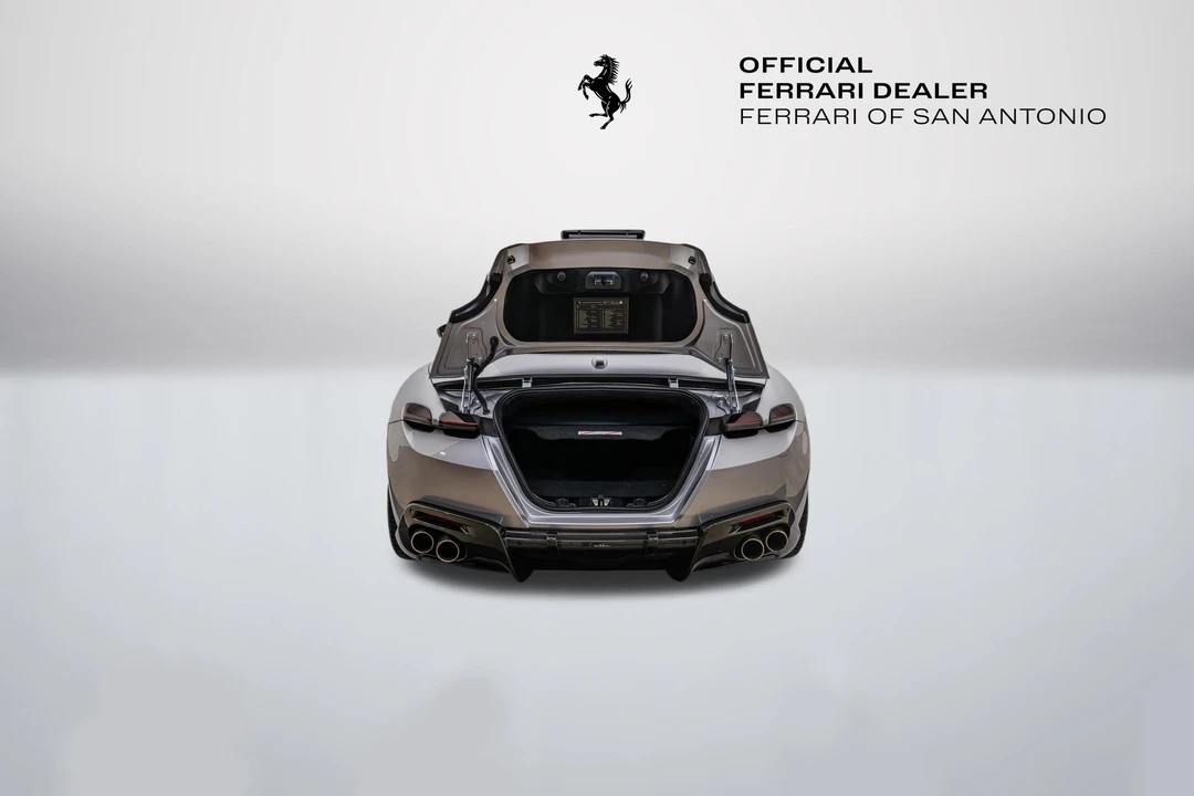2024 Ferrari Roma Spider - Image 19 of 31