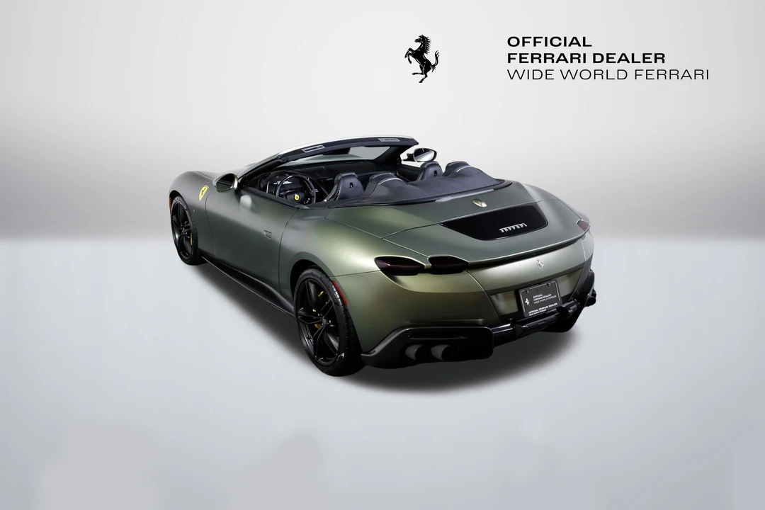 2024 Ferrari Roma Spider - Image 16 of 31