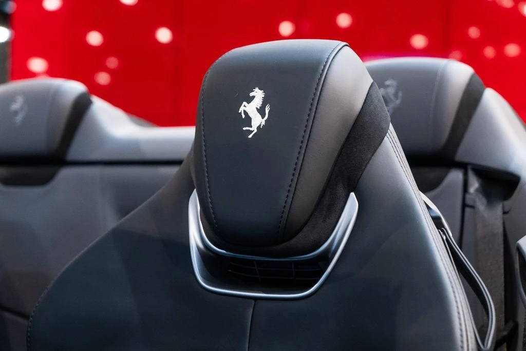 2024 Ferrari Roma Spider - Image 6 of 31