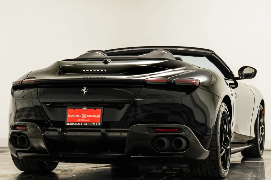 2024 Ferrari Roma Spider - Image 9 of 12